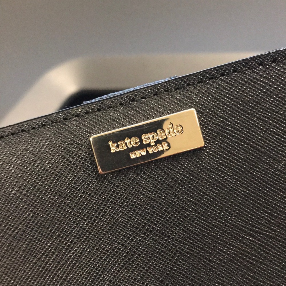 Kate Spade Wallet - Picture 7 of 8